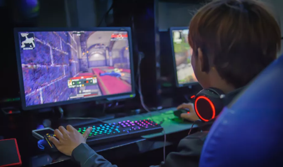 China to limit online video games for minors to just three hours a week