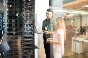 Cloud Servers vs Physical Servers: A Comprehensive Comparison